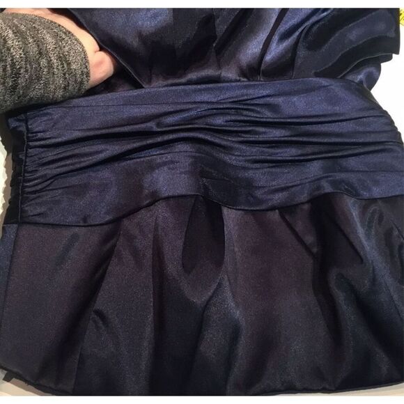 Strapless Blue Satin-Like Mini Dress with Pockets – Size 2 - Picture 12 of 13